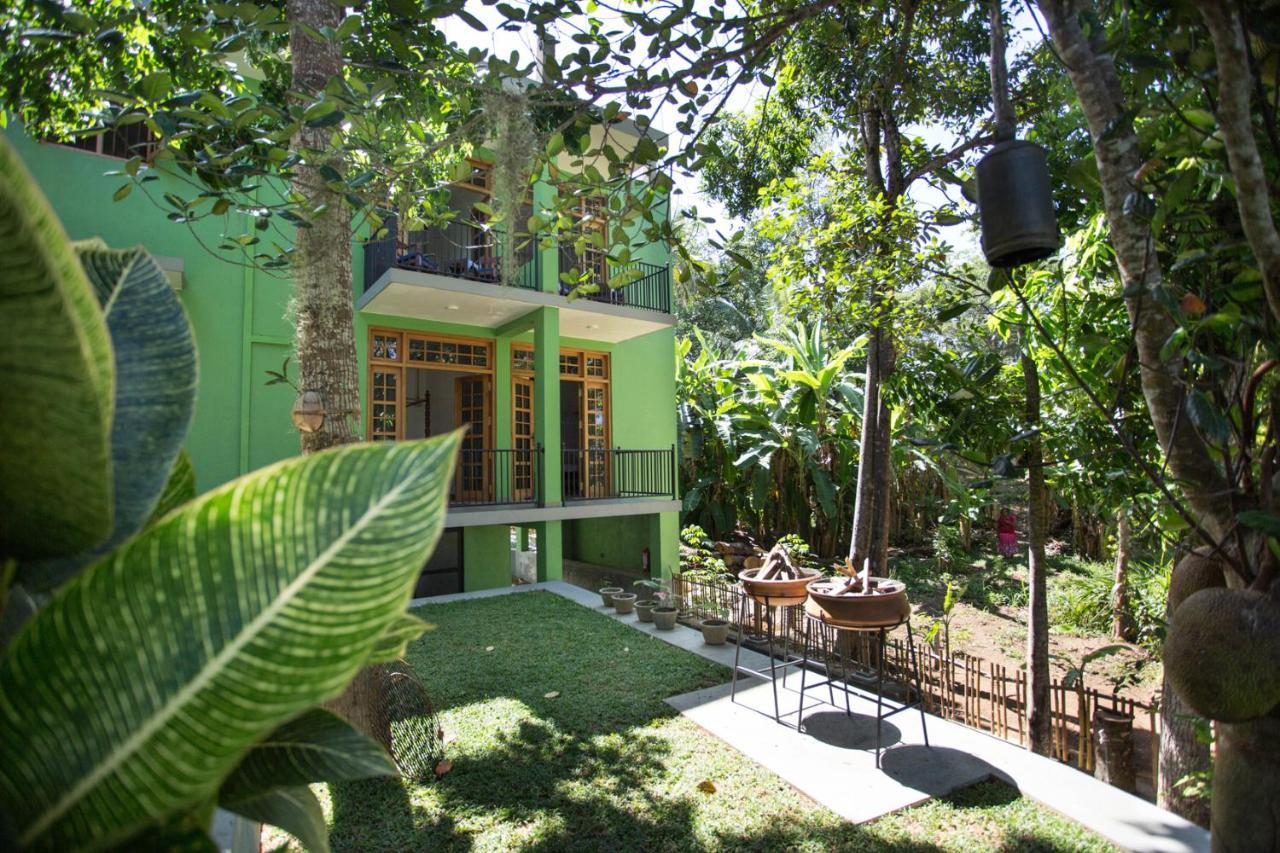 Barefoot Bungalow Hikka Hikkaduwa Exterior photo