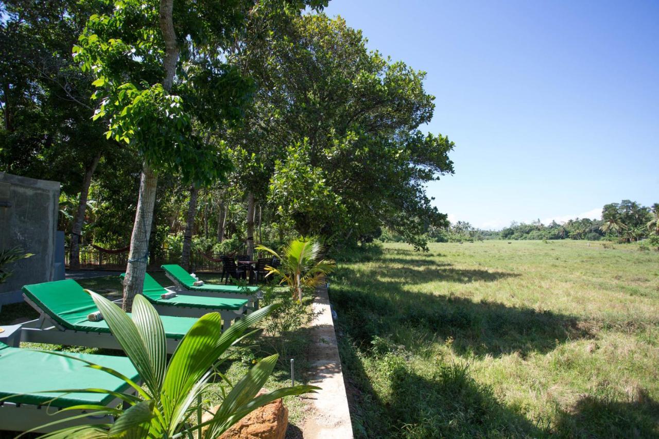 Barefoot Bungalow Hikka Hikkaduwa Exterior photo